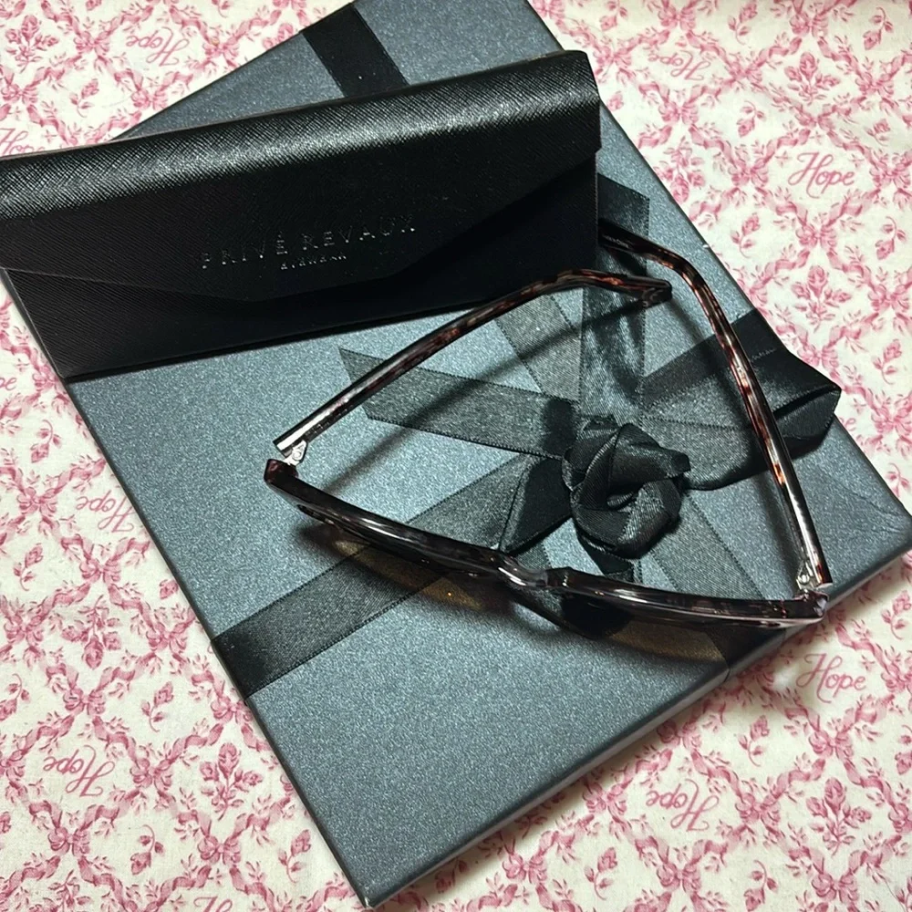 PRIVE REVAUX The Pioneer Polarized Sunglasses +3.5 NWT